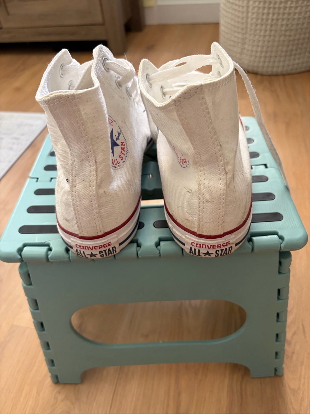 Converse Men White & Red Chuck Taylor All Star High-Top Sneakers - Picture 2 of 4